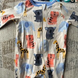 LIKE NEW Wonder Nation Sleeper